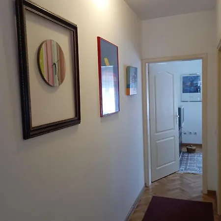 Lägenhet Gold Belgrad